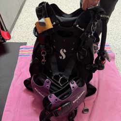 Scuba Pro Hydros W/Air 2 BCD, Computer, & Regulator