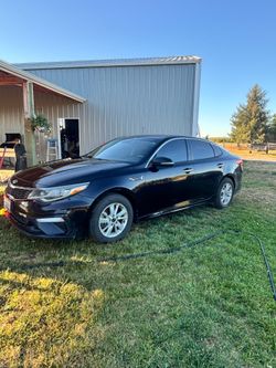 2019 KIA Optima