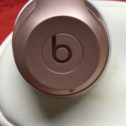 Beats Rose Gold Wireless Headphones 