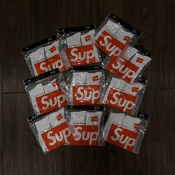Supreme Socks