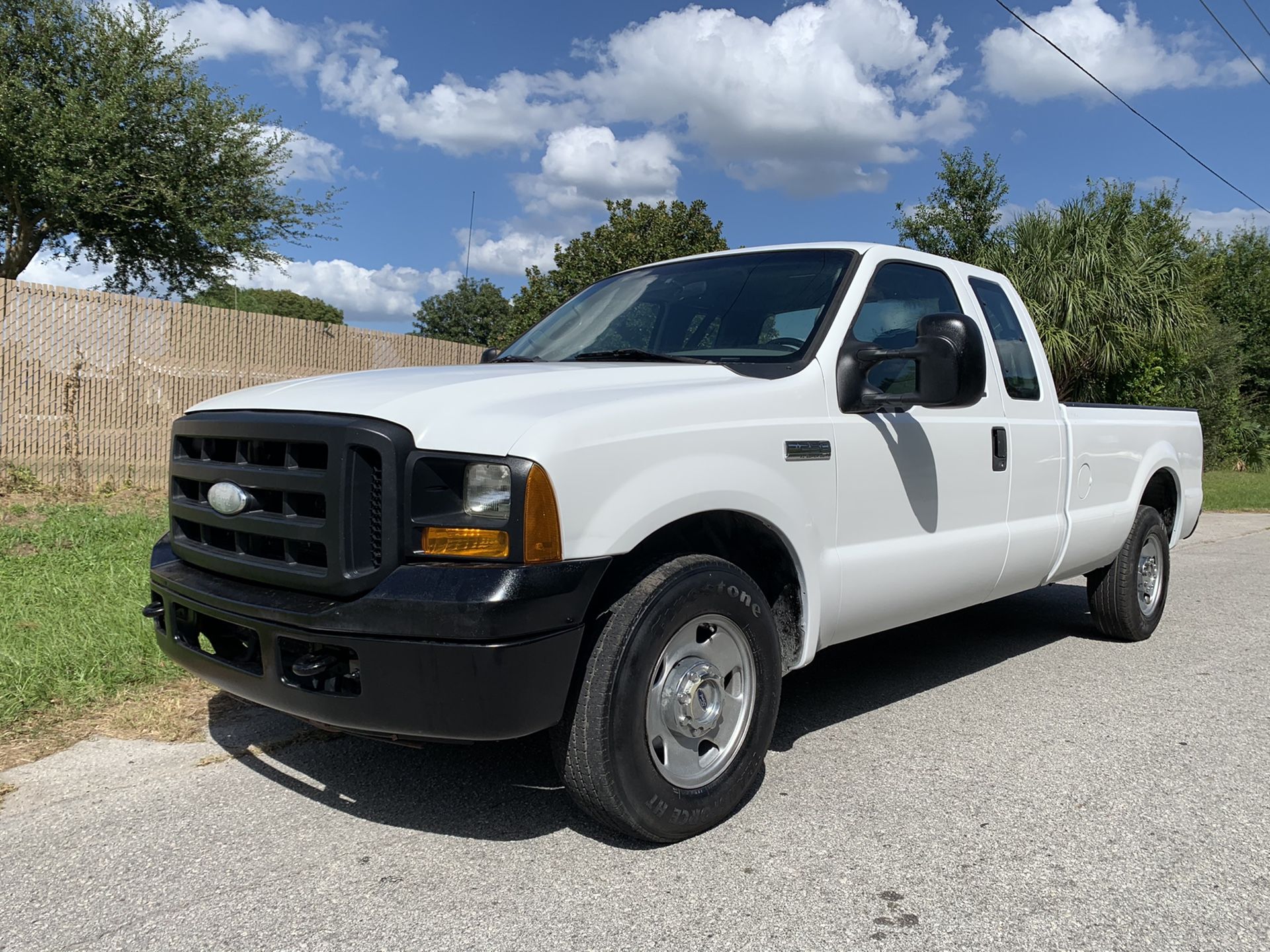 2007 ford f250 super duty extended cab 66,000 miles