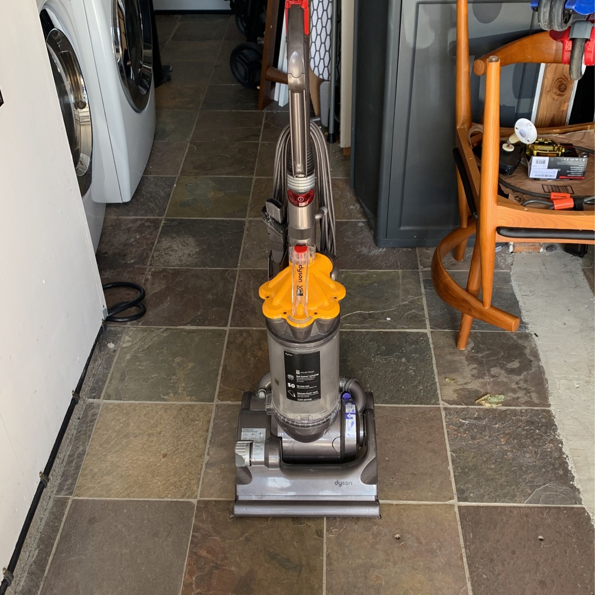 Dyson DC33