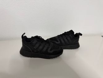 Adidas Kids Low-Top Sneakers size 9K