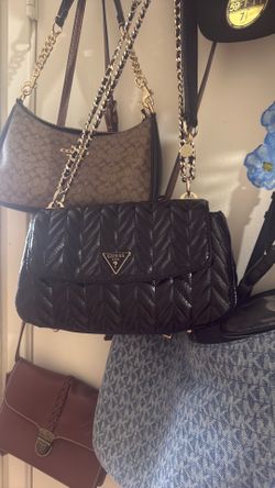 Guess purse