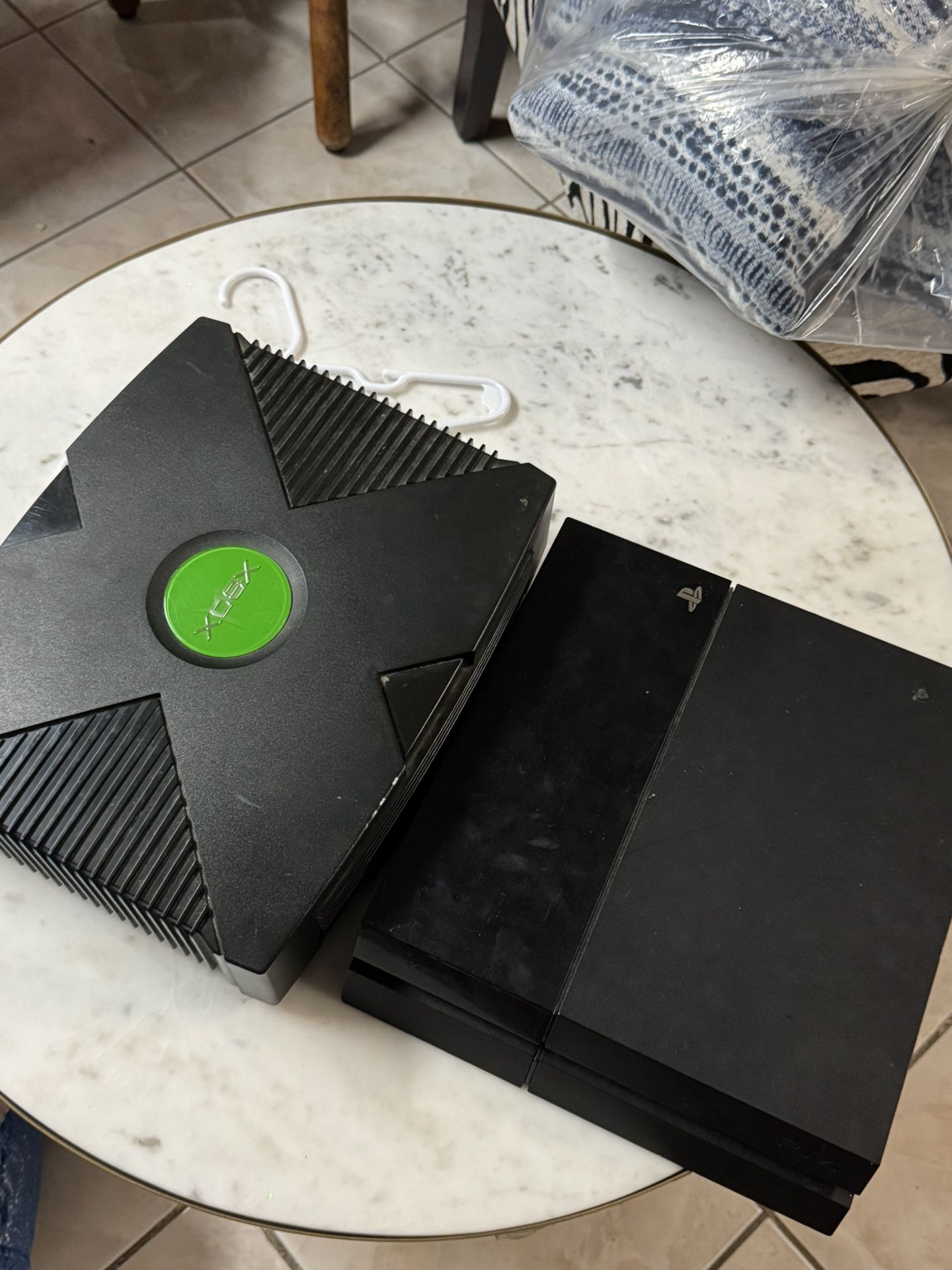 PS4 And Xbox