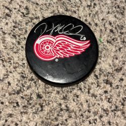 Signed Red Wings Puck, Pavel Datsyuk