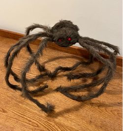 Giant Furry Spider Halloween Decoration | Bendable Legs