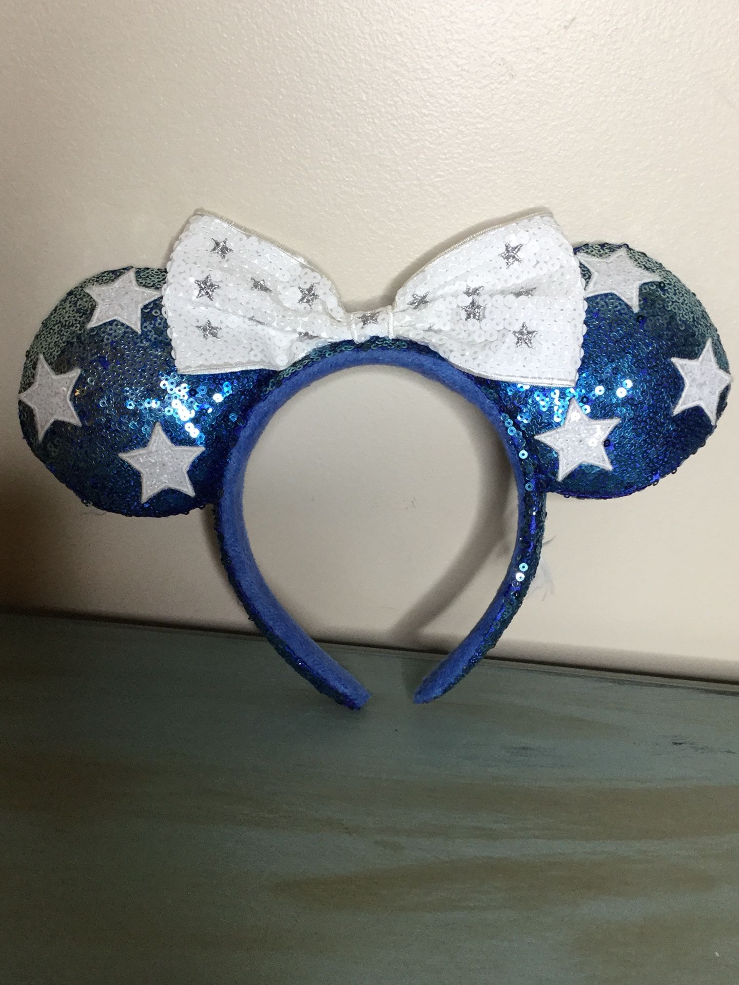 Authentic Disney Minnie Mouse Ears