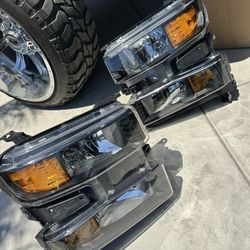 New Chevy Silverado Halogen Headlights 19-21