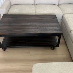 Coffee Table (expandable)