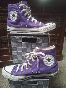 Purple Converse All Star Hi Top Shoes Women's Size 7.5 Men's 5.5