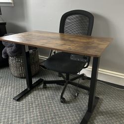 Electric Standing  Desk & Chair 