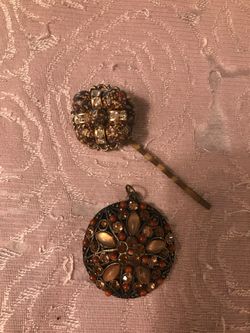 2 vintage hair pin and pendant