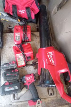 Milwaukee tools