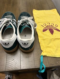 Gucci gazelle in green mens size 10 women’s 11.5