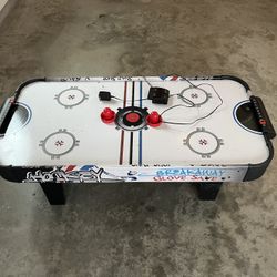 Air Hockey Table