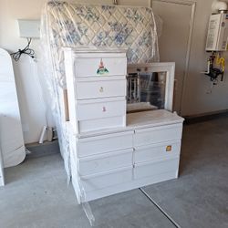Bedroom Set