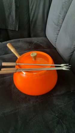 Fondue Pot