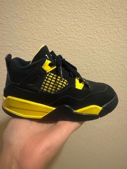 Jordan toddler retro 4 size 10c
