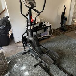 Eliptical. Schwinn A40