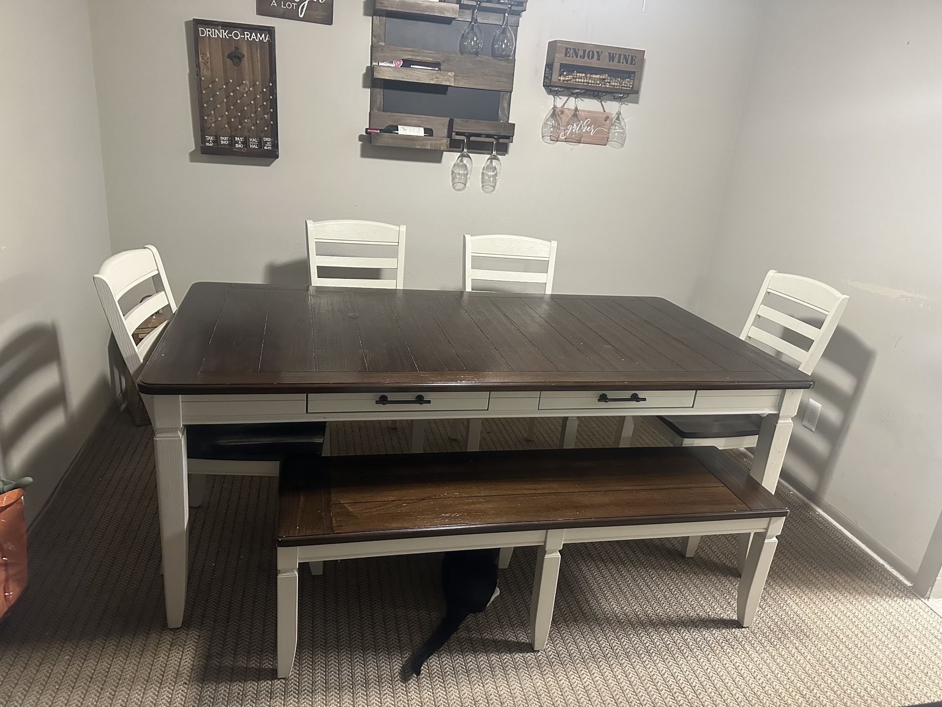 Dinning Table