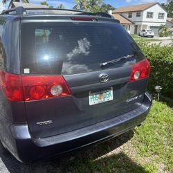 2008 Toyota Sienna