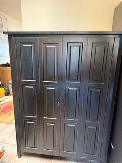 Free cabinet