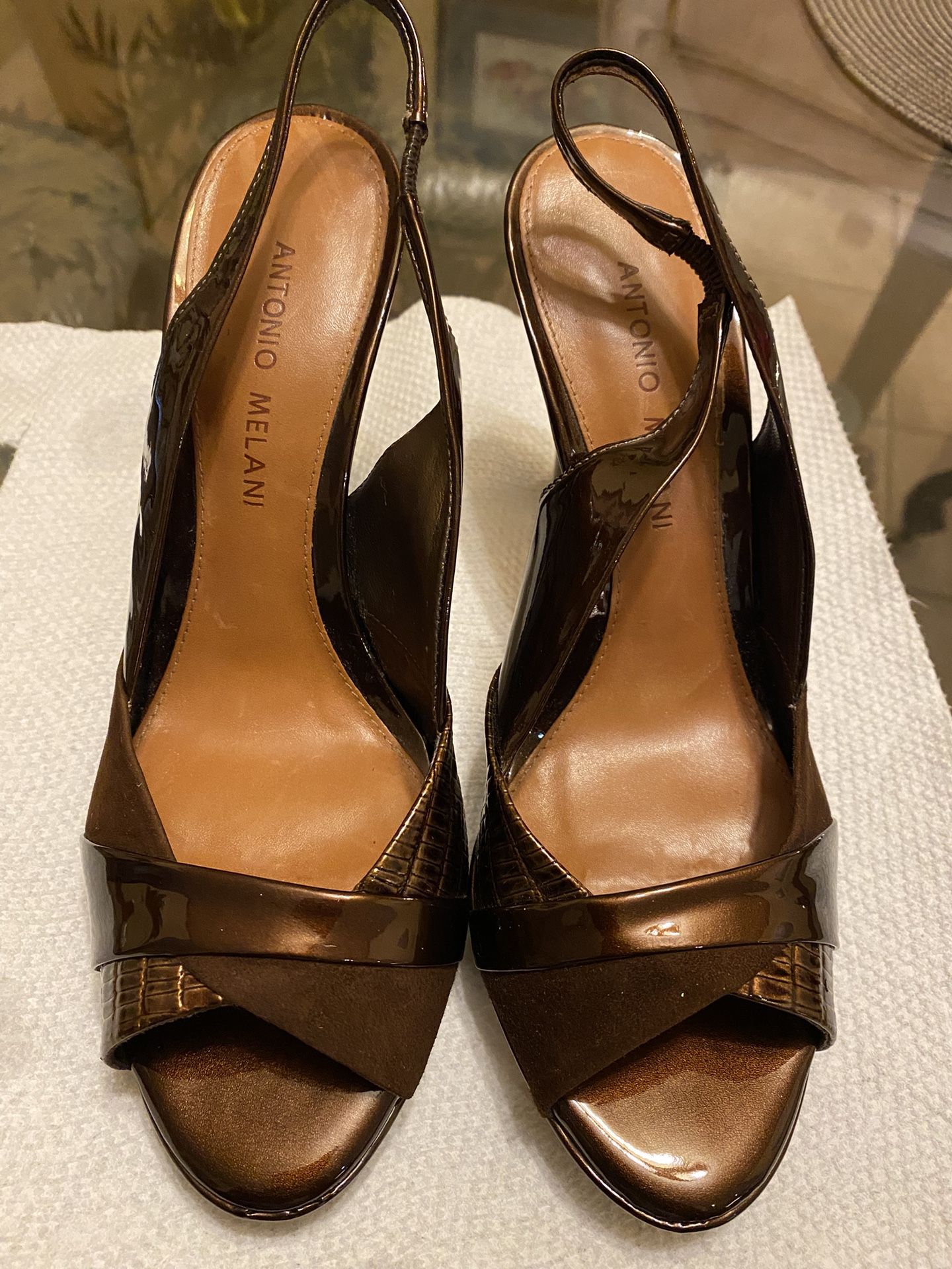 Antonio Melani- Size 7 1/2
