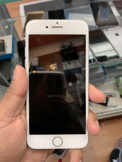iPhone 7 128gb factory unlocked Mint