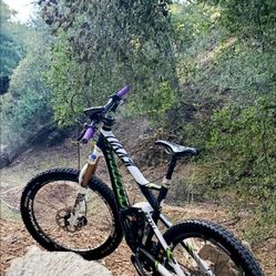 Cannondale Jekyll 1, Fox full suspension mountain bike mtb  Full carbon fiver frame & wheels