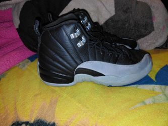 Jordans size 5.5 y 100$ for both