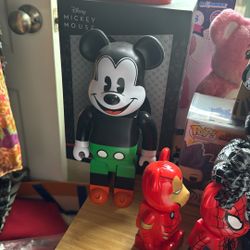 Mikey Bear brick