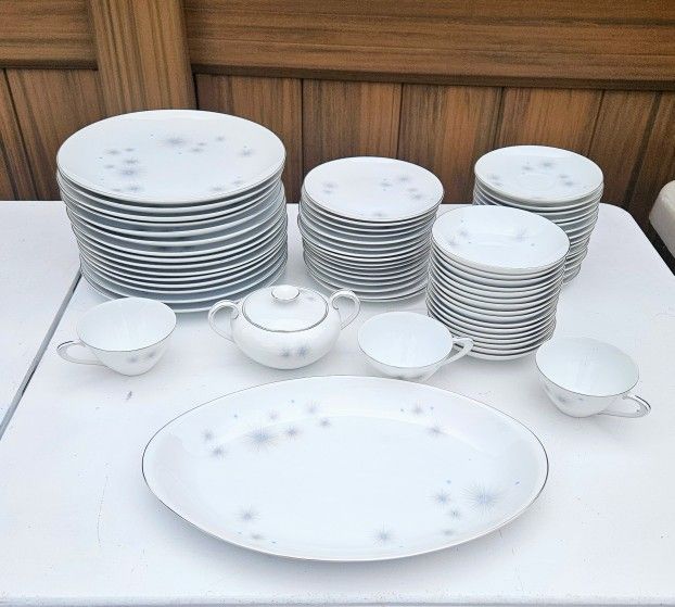 Meito Fine China Galaxie Japan Atomic Star Burst Porcelain Vintage MCM 60+ pieces