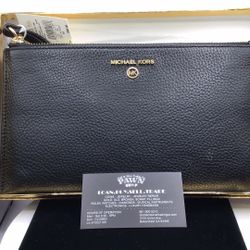 Michael Kors Clutch