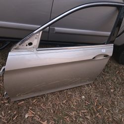 2013 Honda Accord Front Driver Side Door 