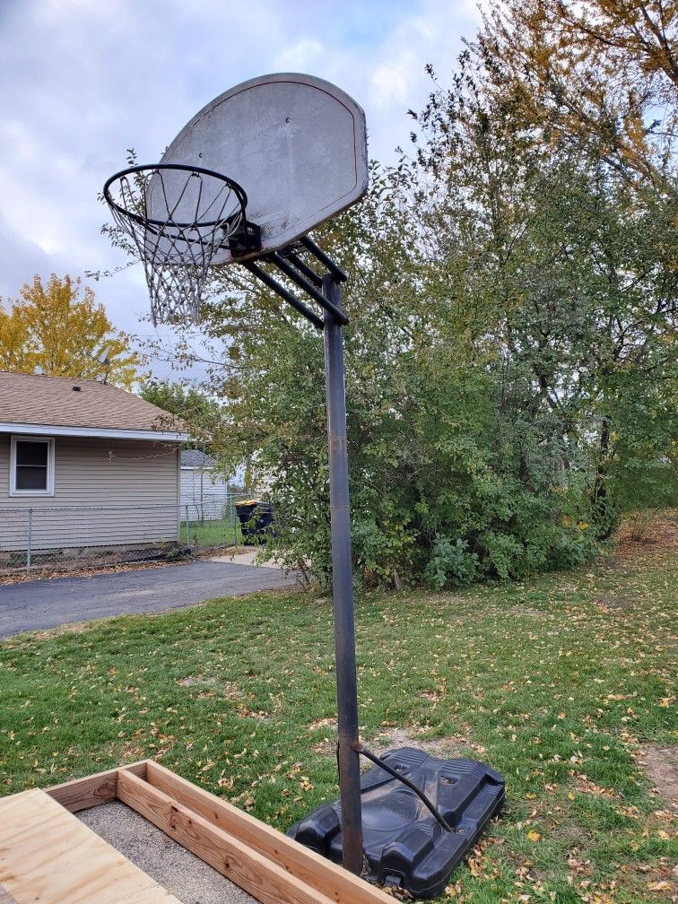 Basketball Hoop for Sale in Lakeville, MN OfferUp