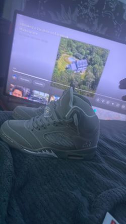 Jordan wolf grey 5s size 8