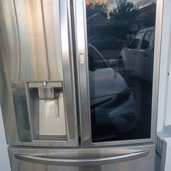 LG  refrigerators 36x70 4 puertas