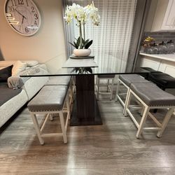 Kane’s Furniture Glass Dining Table + 6 Counter-Height Stools – Like New