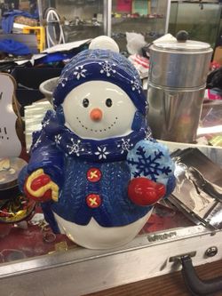 Snowman cookie jar