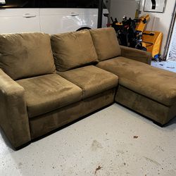 Brown Sofa With Chaise And Pullout 