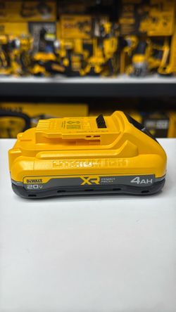DeWalt 20V Max XR 4Ah Lithium-Ion Battery