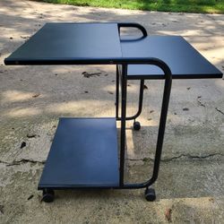 ROLLING TABLE●MULTIPURPOSE●COMPUTER DESK●GREAT CONDITION●