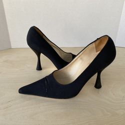 Vintage CHANEL Black Pumps, Size 37 1/2