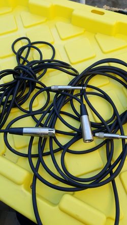 Speaker and mic cables