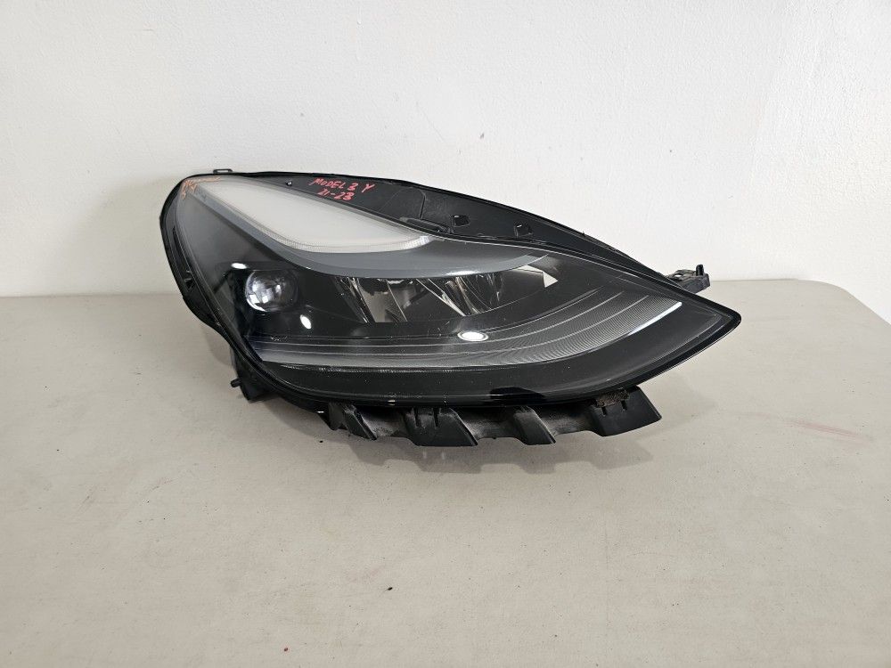 Tesla Model 3 Y 2021 2022 2023 Right Headlight