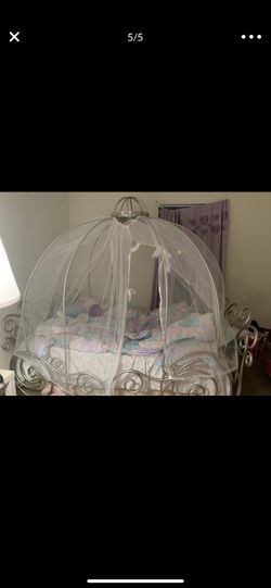 Disney princess full size frame