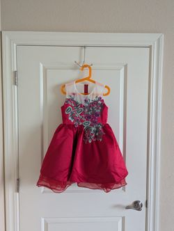 Girl Holiday/ Party Dress 6-8yr Old $10