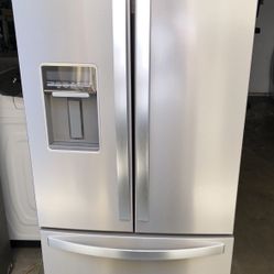 Whirlpool 30” Wide Stainless Steel Refrigerator 