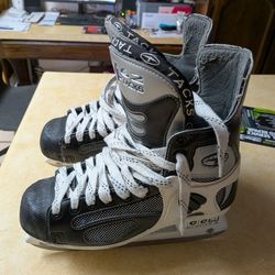 CCM Tacks 462 Ice Hockey Skates..8.5